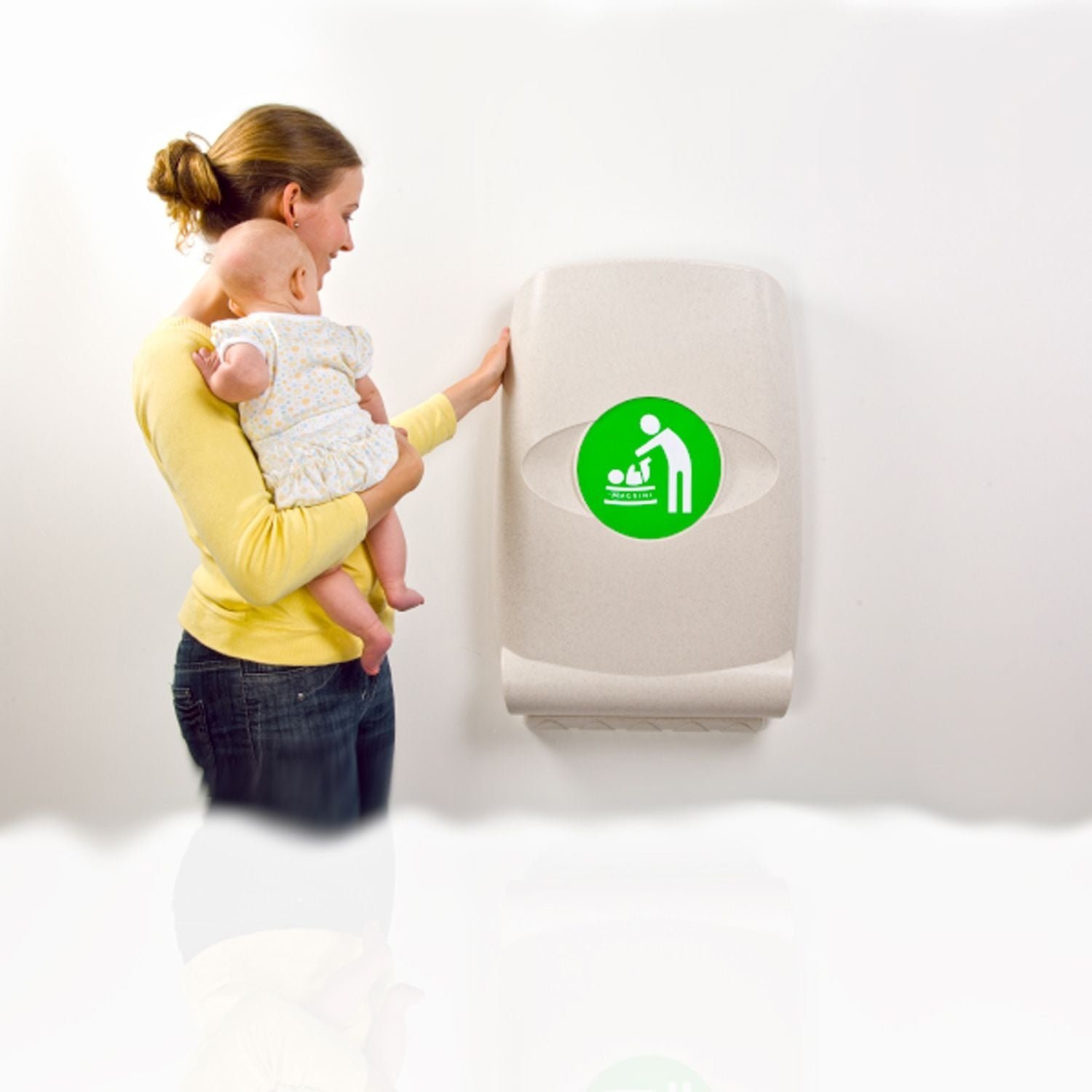 Magrini Vertical Baby Changing Unit